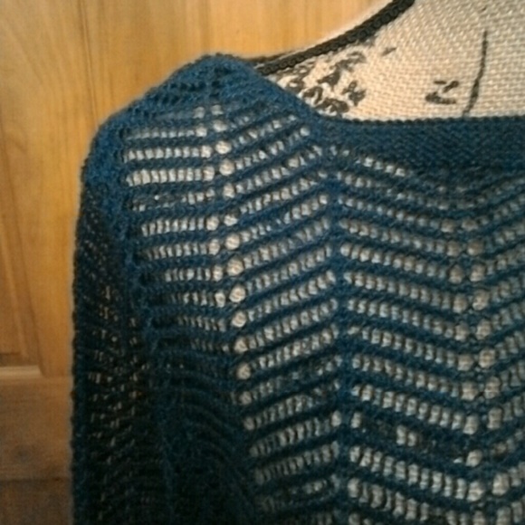 Sweater - Picture 2 of 4